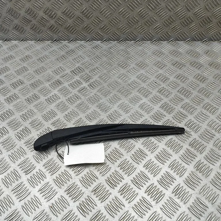 Rear wiper blade arm – Lexus NX (2021-)