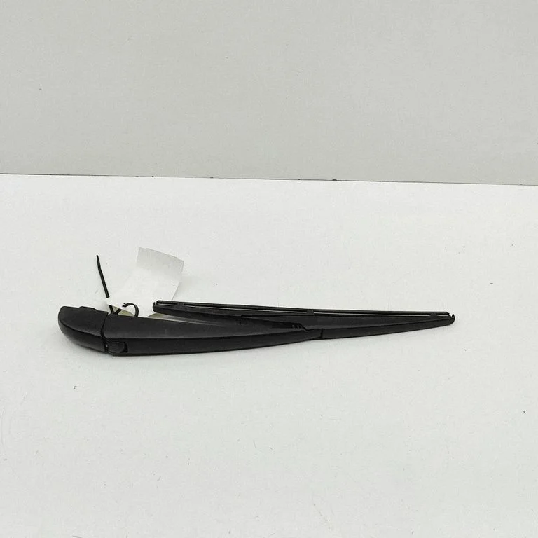 Rear wiper blade arm – Lexus NX (2021-)