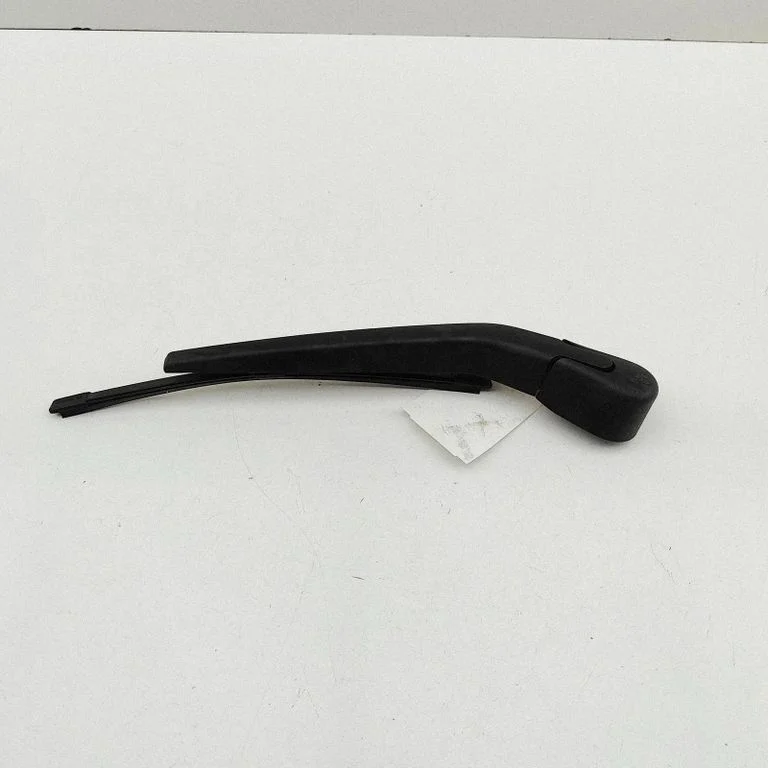 Aizmugurējā stikla tīrītāja svira 31391756