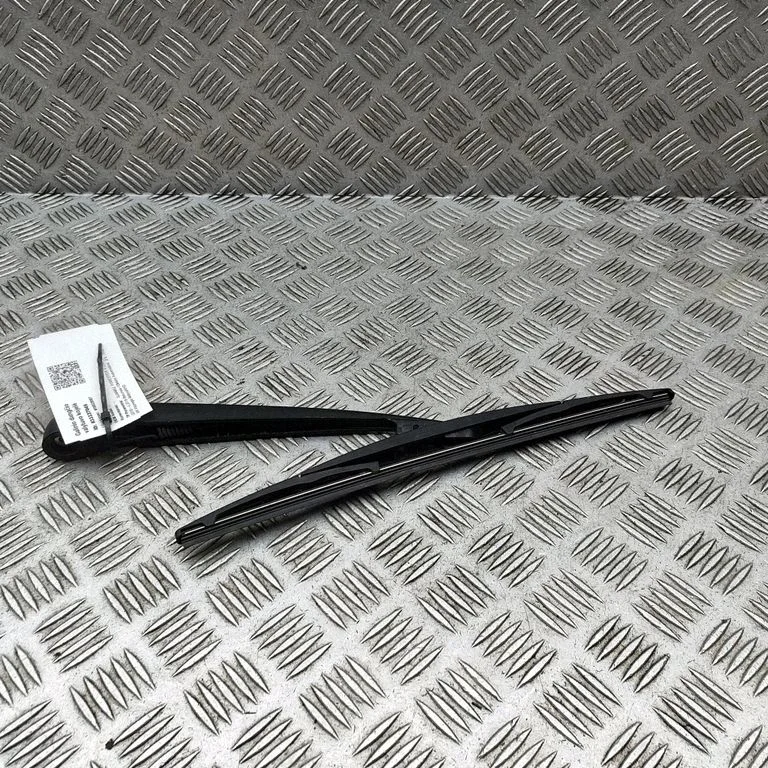 Aizmugurējā stikla tīrītāja svira 86538AG010