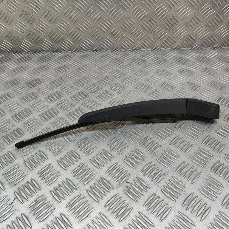 Rear wiper blade arm 7423864 – BMW X2 F39 (2018-2023)