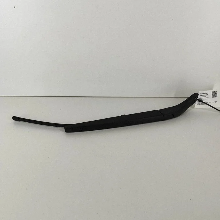 Aizmugurējā stikla tīrītāja svira 98820N9500