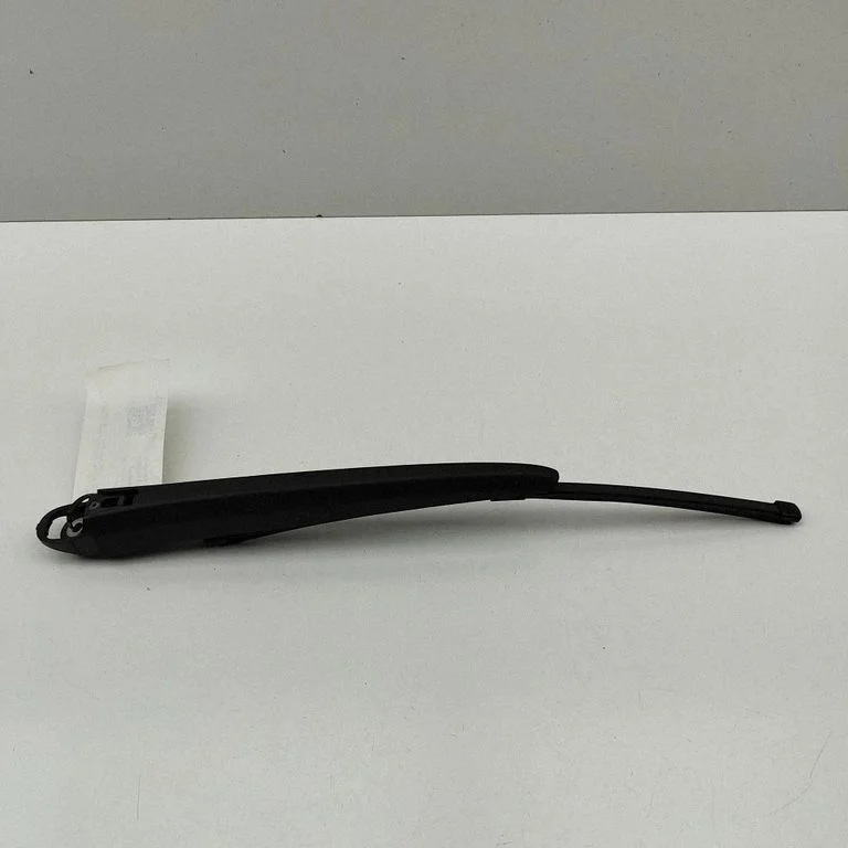 Rear wiper blade arm A000086056