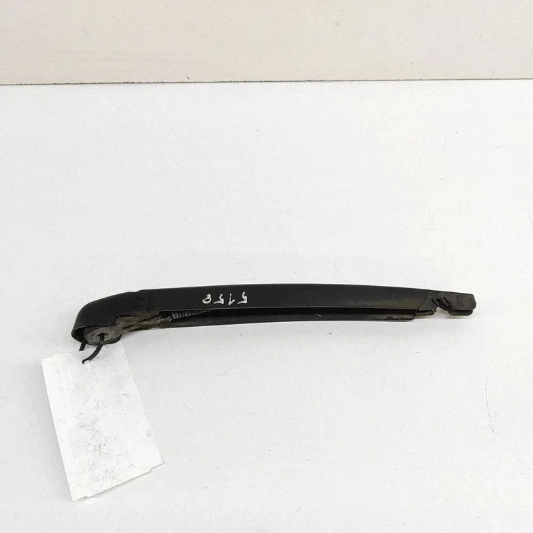 Ramię wycieraczki tylnej 51883638 – Fiat 500L (2013-)