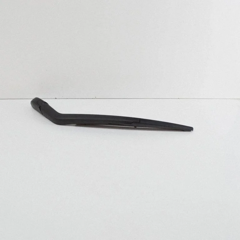 Aizmugurējā stikla tīrītāja svira 852410D060