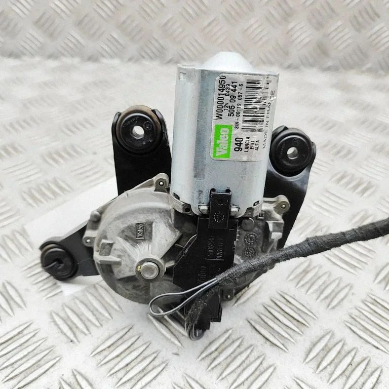 Aizmugurējā stikla tīrītāja motoriņš 53017546