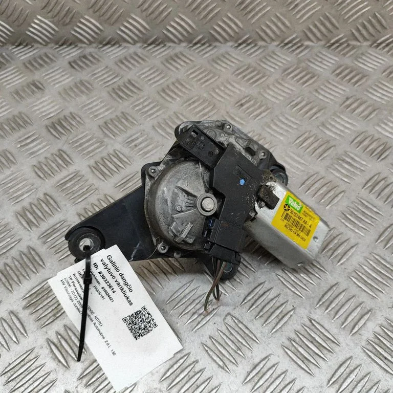 Aizmugurējā stikla tīrītāja motoriņš 55157447AA