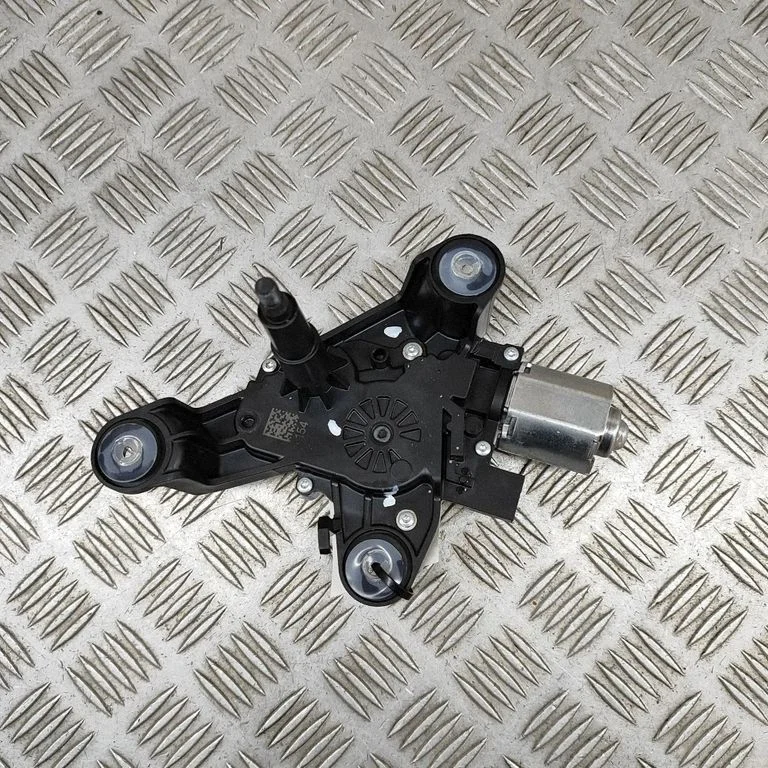 Aizmugurējā stikla tīrītāja motoriņš 0390205114