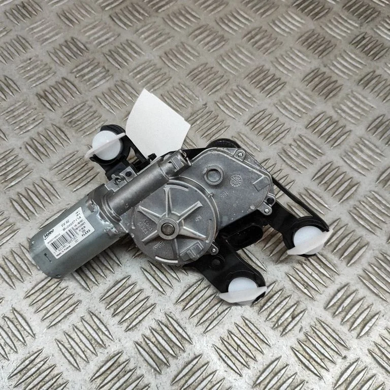 Aizmugurējā stikla tīrītāja motoriņš W000108530