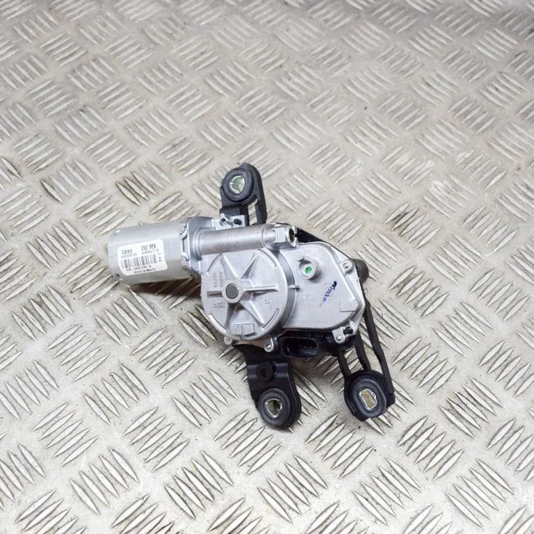 Aizmugurējā stikla tīrītāja motoriņš W000024388