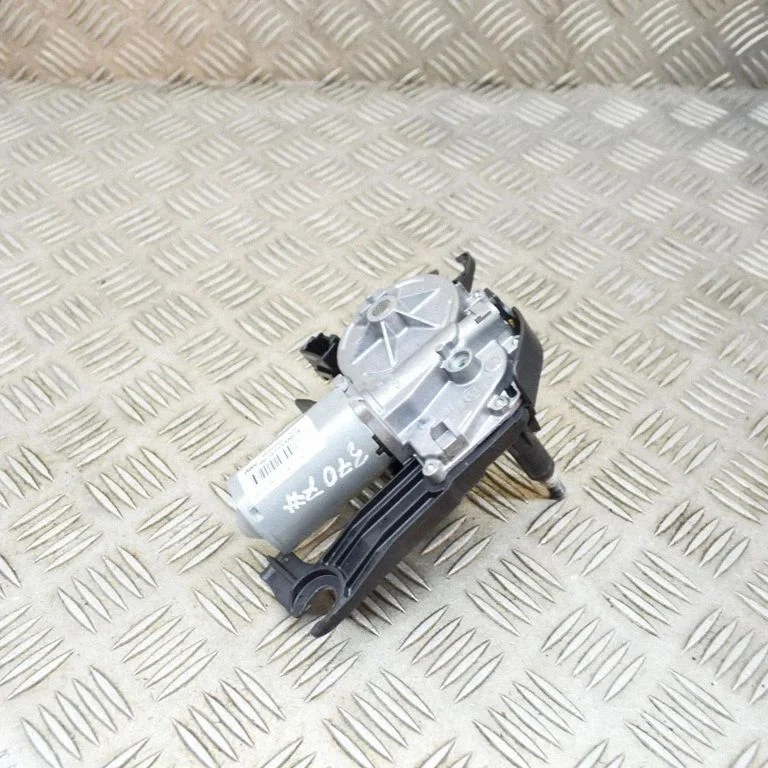 Tagaklaasi kojamehe mootor – Peugeot 208 I (2012-2019)