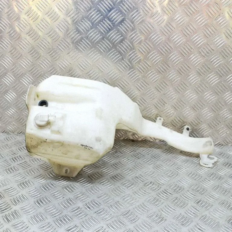 Logu mazgāšanas šķidruma tvertne – Jeep Grand Cherokee (WK) (2005-2010)