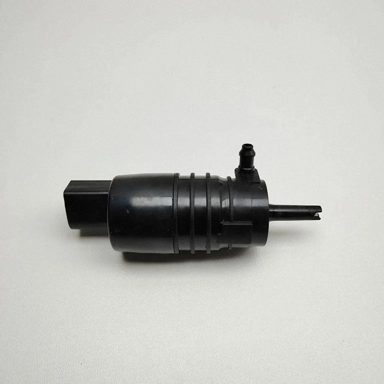 Pompka spryskiwacza szyb 7310147