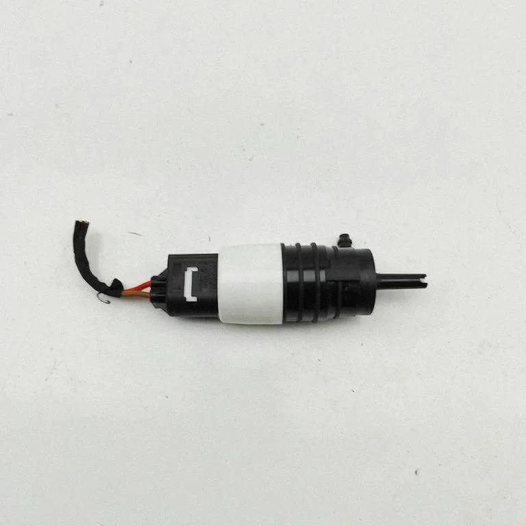 Klaasipesuvedeliku pump (klaaside) 8736998