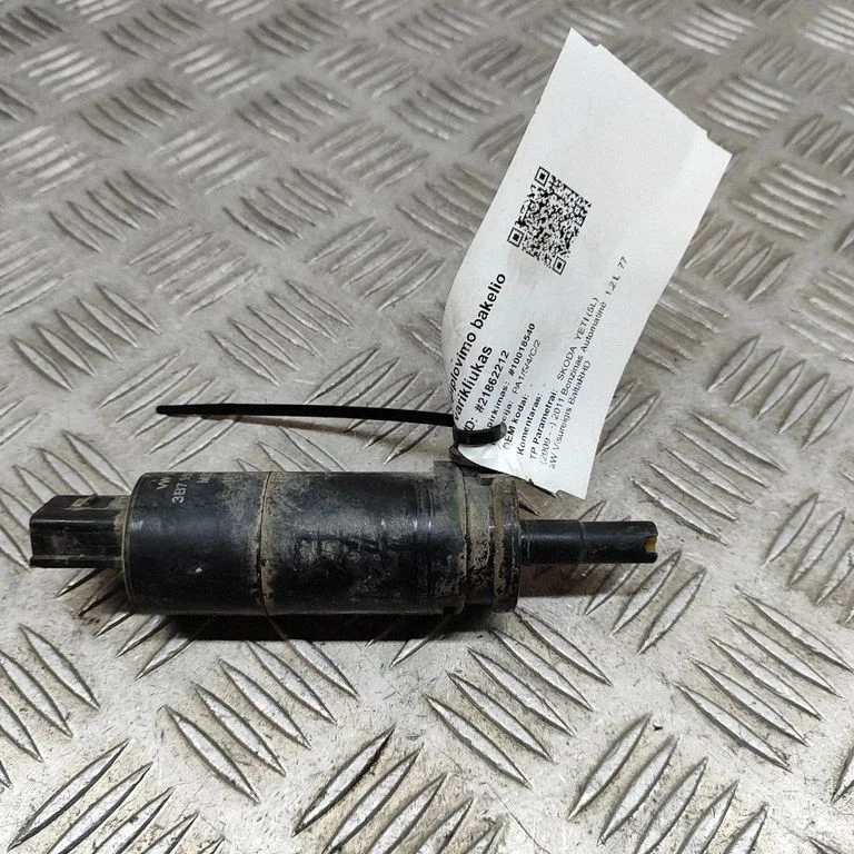 Logu mazgāšanas šķidruma sūknis (stiklu) 3B7955681