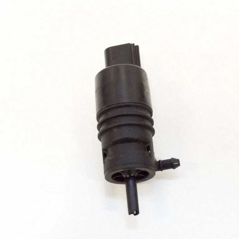 Pompka spryskiwacza szyb – BMW Seria 5 F10 F11 (2009-2016)