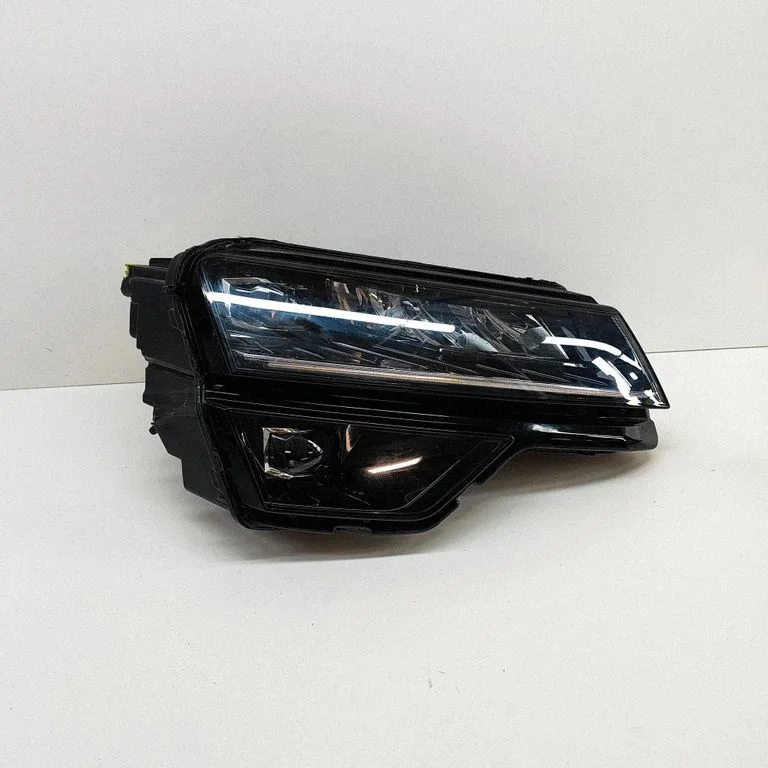 Esituli 57A941016F – Skoda Karoq (2017-)