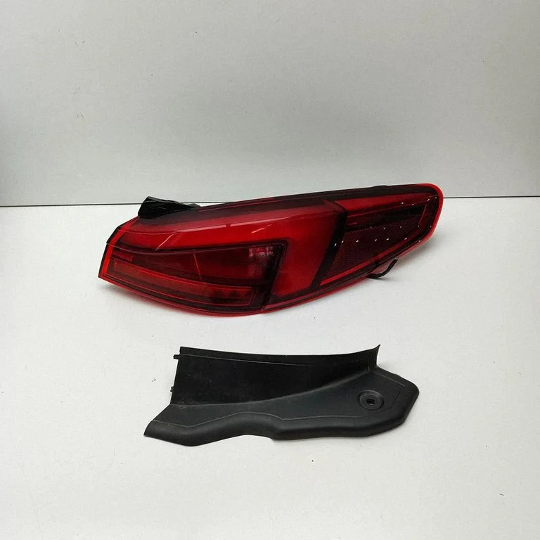 Rear/tail lights – BMW 2 Series F44 (2019-2024)