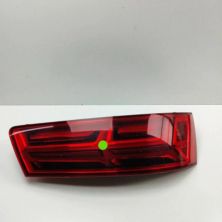 Rear/tail lights 4M0945094E