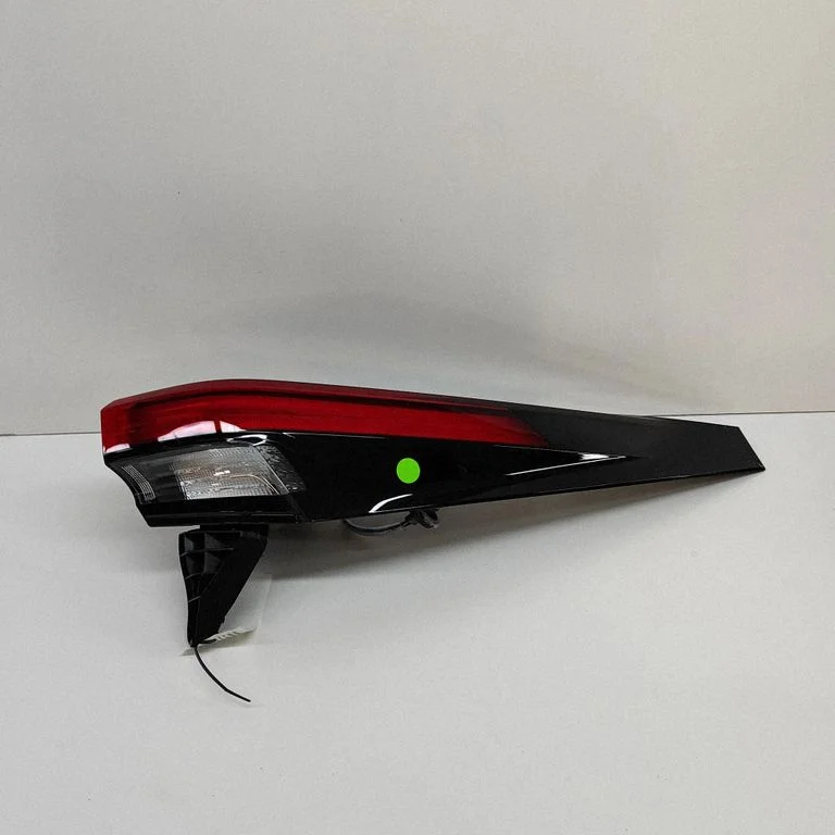 Rear/tail lights 81550F4200