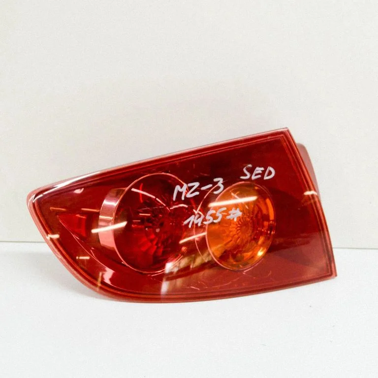 Rear/tail lights P2688 – Mazda 3 I (2003-2006)
