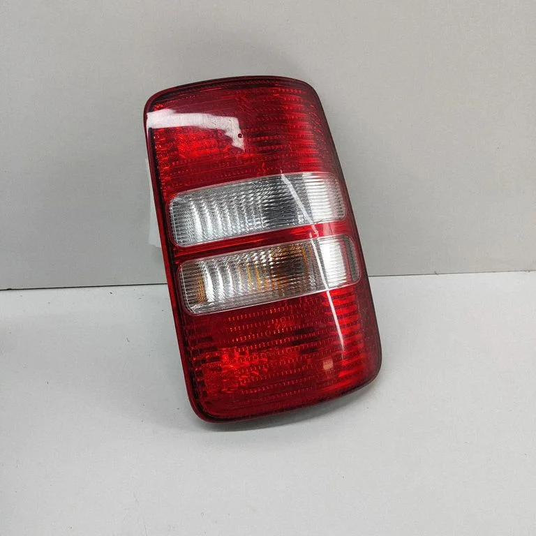 Rear/tail lights 2K0945112C