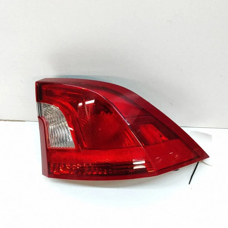 Tagatuli keres – Volvo S60 (2011-2013)