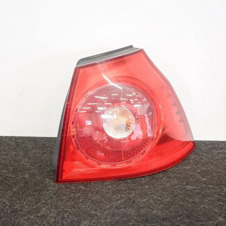 Rear/tail lights – Volkswagen Golf Plus (2005-2013)