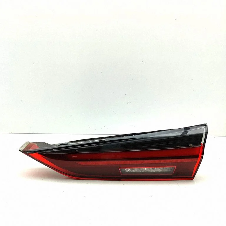 Tailgate rear/tail lights 7956630