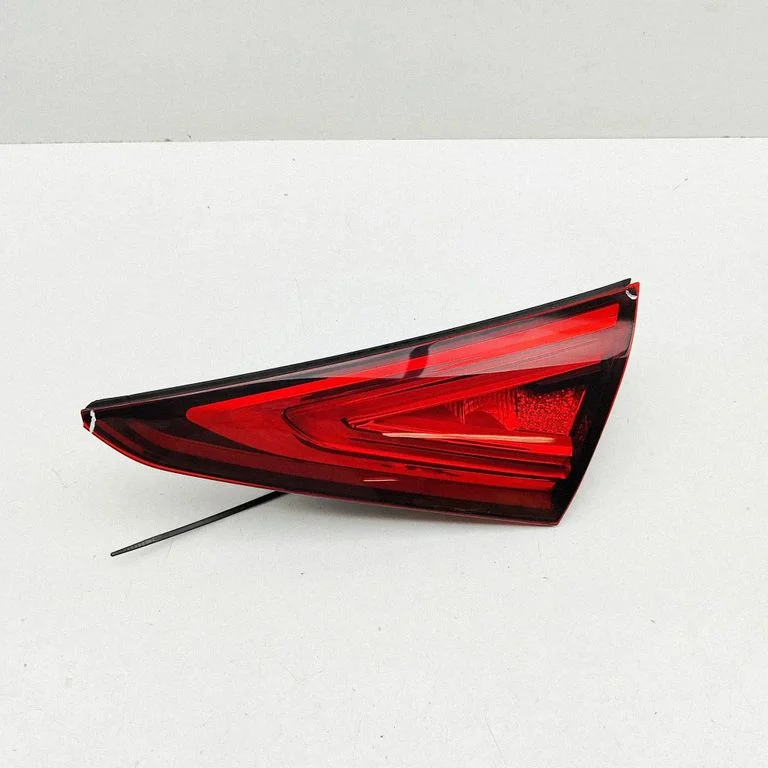 Tailgate rear/tail lights – Mercedes-Benz CLS-Class C218 X218 (2011-2017)