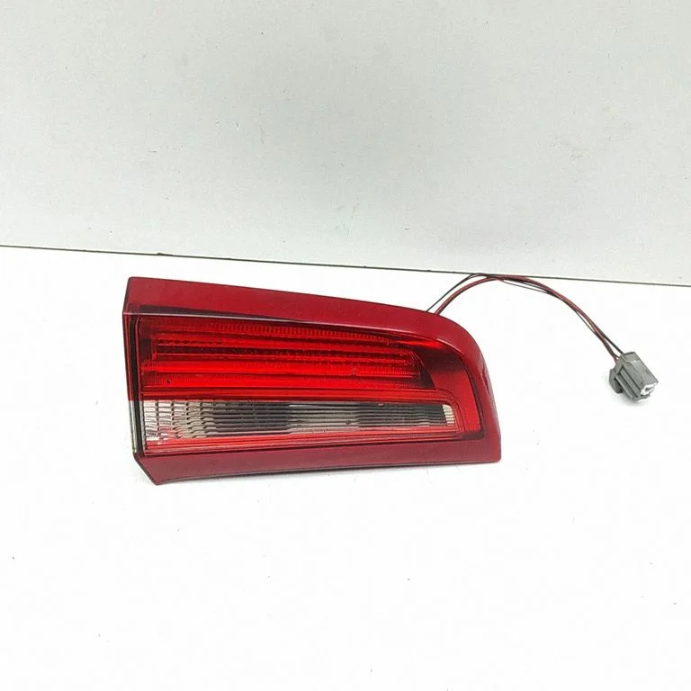 Tailgate rear/tail lights – Volvo S60 (2014-2018)