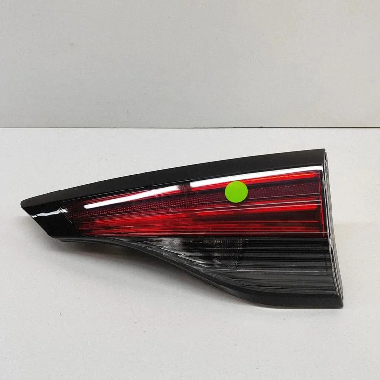 Tailgate rear/tail lights 8158008100