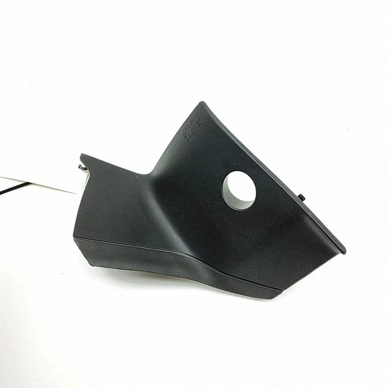 Listwa lampy tylnej 9Y3945428A