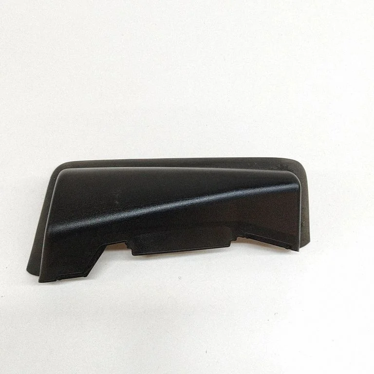 Aizmugurējā luktura apdare (līstīte) 32228376