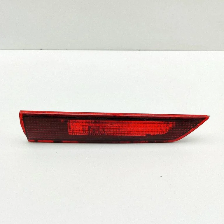 Papildu stopgaismas lukturis BK2113N408BD