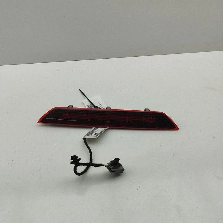 Papildu stopgaismas lukturis BK3113N408AK