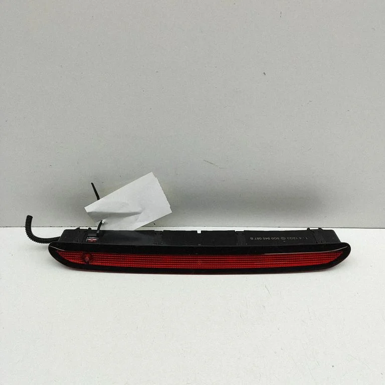 Papildu stopgaismas lukturis – Volkswagen Tiguan Allspace (2017-)