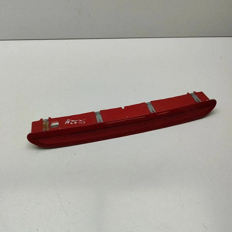 Third/center stoplight – Volkswagen Passat CC (2008-2016)