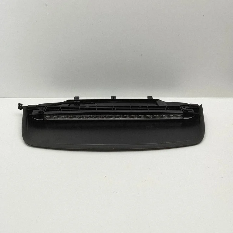 Papildu stopgaismas lukturis – Mercedes-Benz CLA klase C118 X118 (2019-)