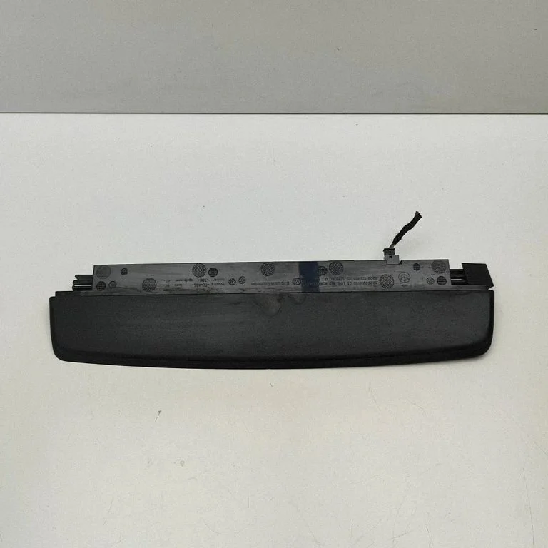 Papildu stopgaismas lukturis – BMW 5. sērija F10 F11 (2009-2016)
