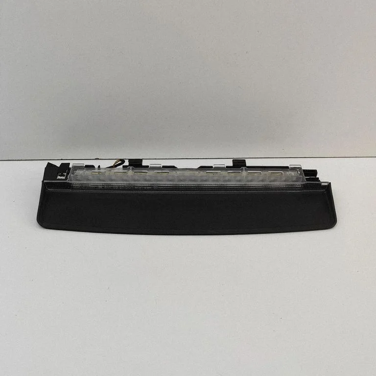 Papildu stopgaismas lukturis – BMW 7. sērija F01 F02 F03 F04 (2008-2016)