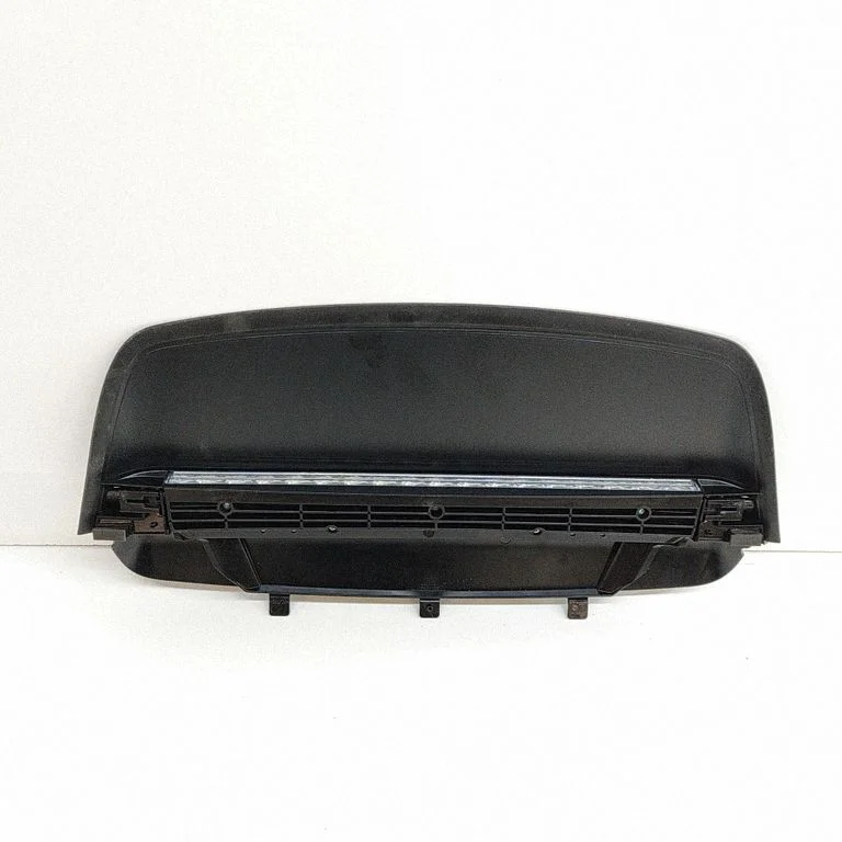 Papildu stopgaismas lukturis – Mercedes-Benz CLA klase C118 X118 (2019-)