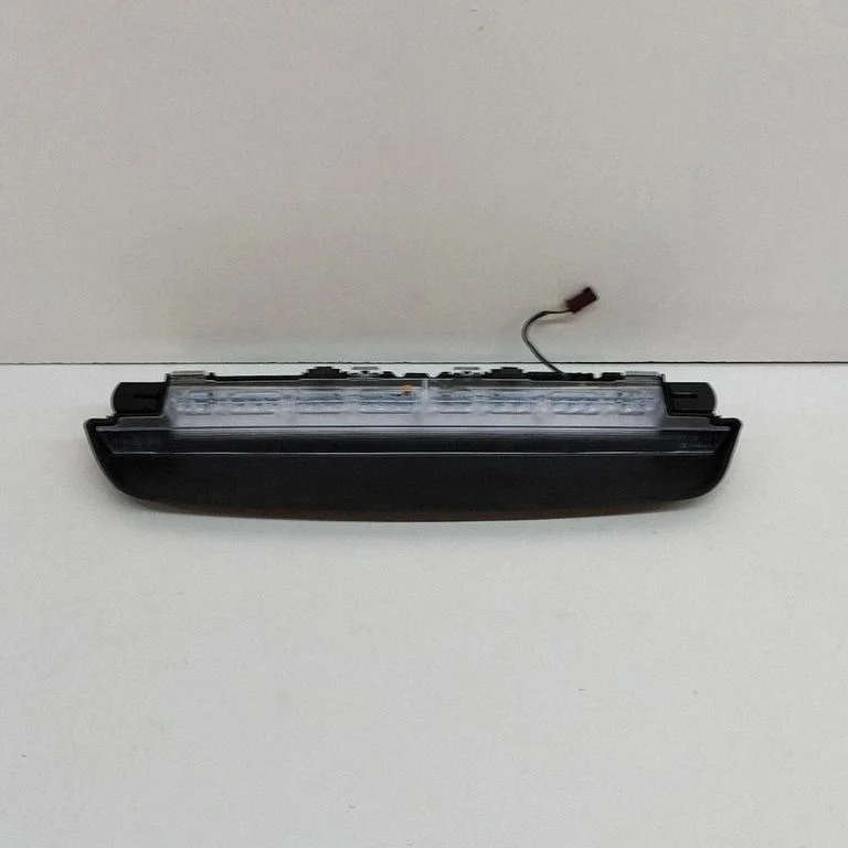 Papildu stopgaismas lukturis 7360527
