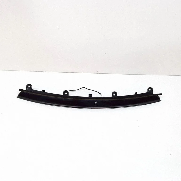 Papildu stopgaismas lukturis J9D313A613AC