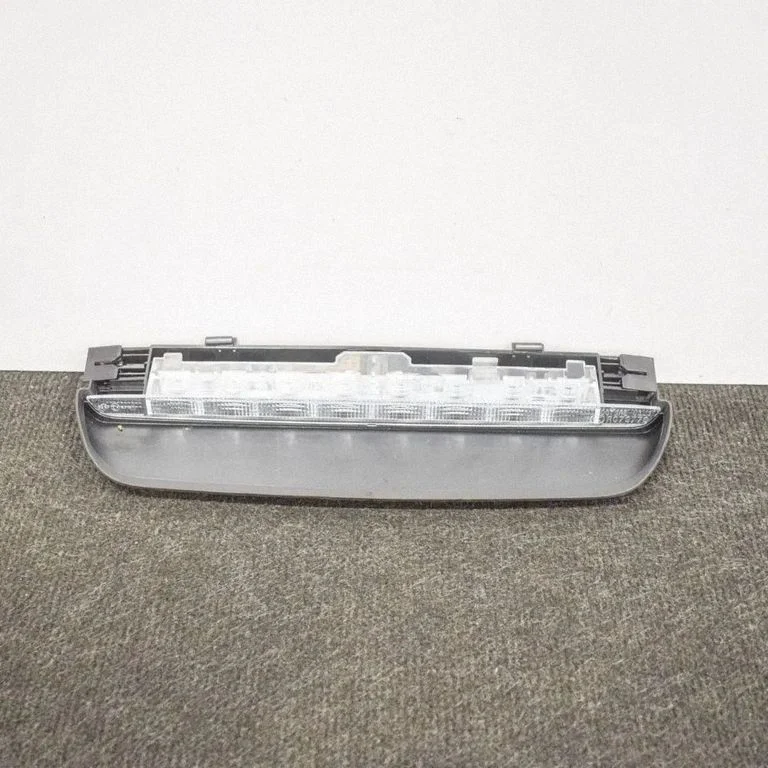 Papildu stopgaismas lukturis – BMW 4. sērija F32 F33 (2013-2020)