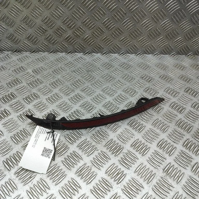 Aizmugurējais atstarotājs 32337875