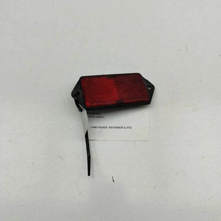 Tagumine helkur 1H1Z13A568CA – Land Rover Defender (1987-2006)