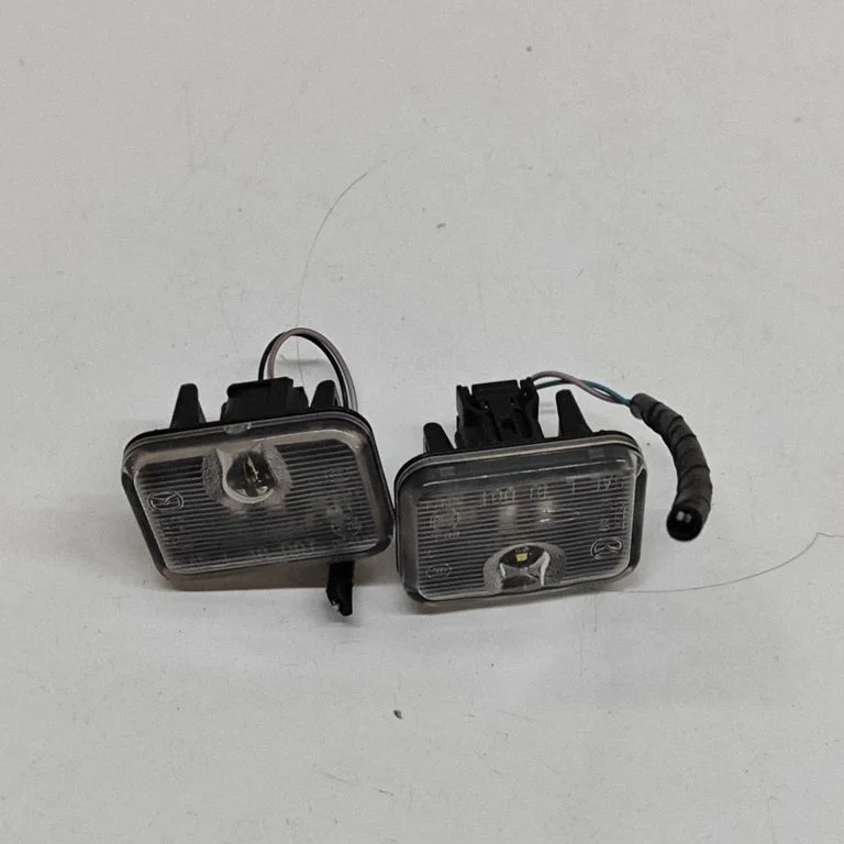 Numura zīmes apgaismojums DFR550858