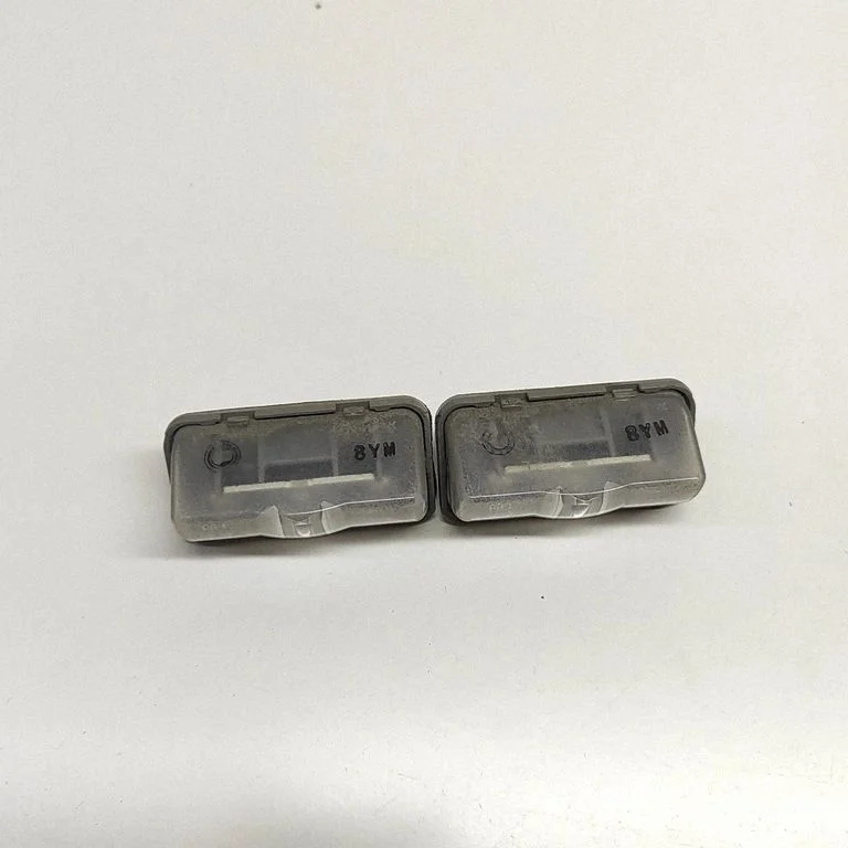 Numura zīmes apgaismojums 8120433030
