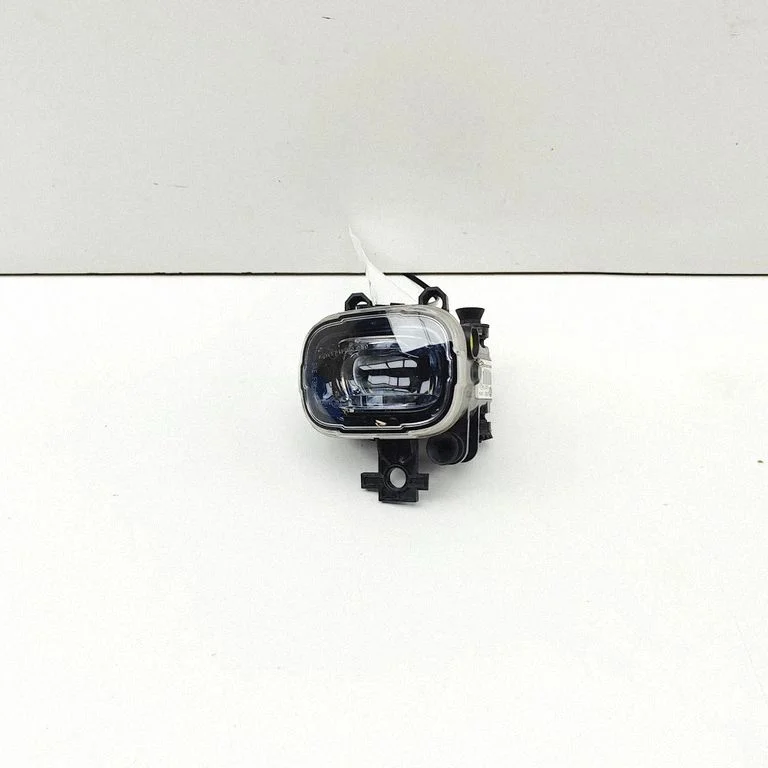 Front fog light 261550862R